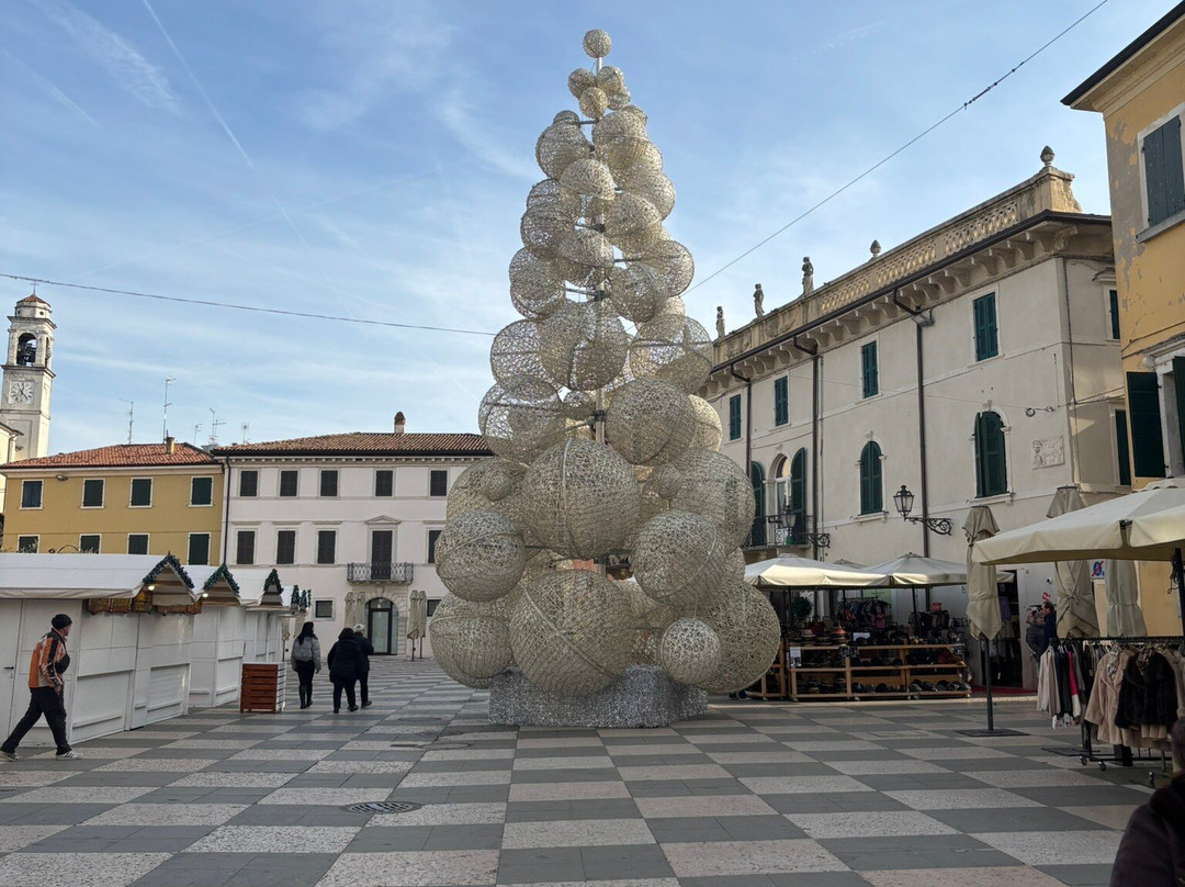 Lungolago di Lazise-拉齐塞必去景点