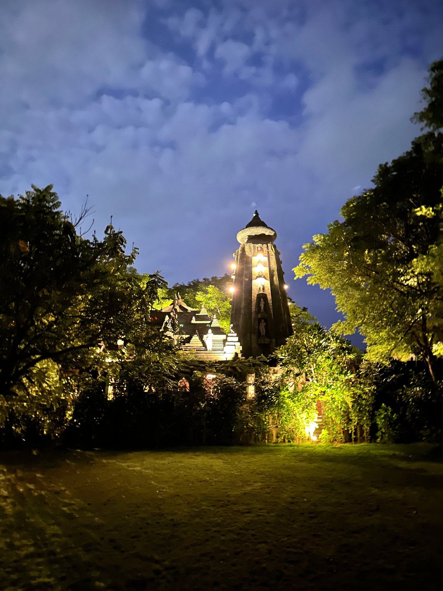 龙目岛图古酒店-浴室