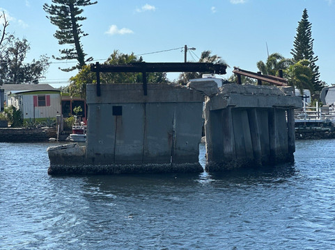 Latitudes Tours-Ruskin必去景点