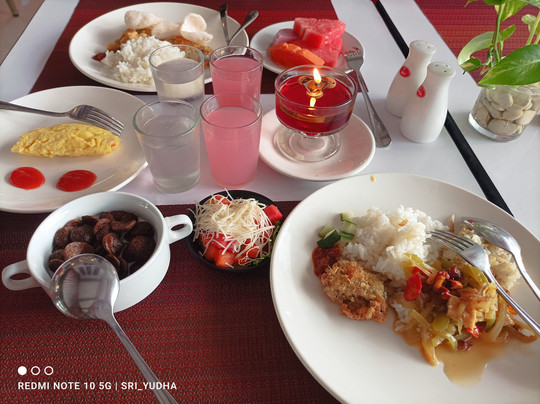 @hom Kudus Hotel主图