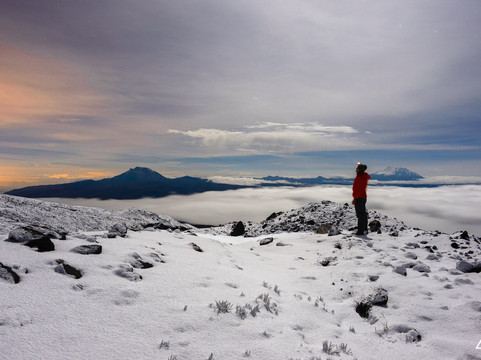 Tierra del Volcan-基多必去景点