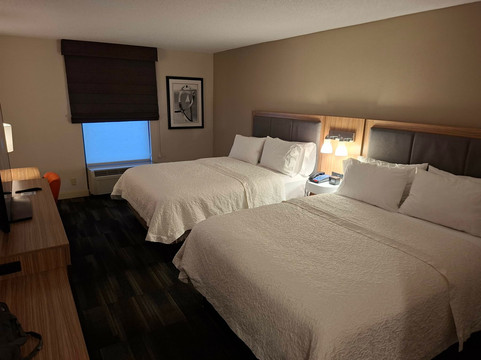 邓弗里斯/匡蒂科欢朋酒店主图