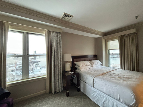 普茨茅斯港湾喜来登酒店主图