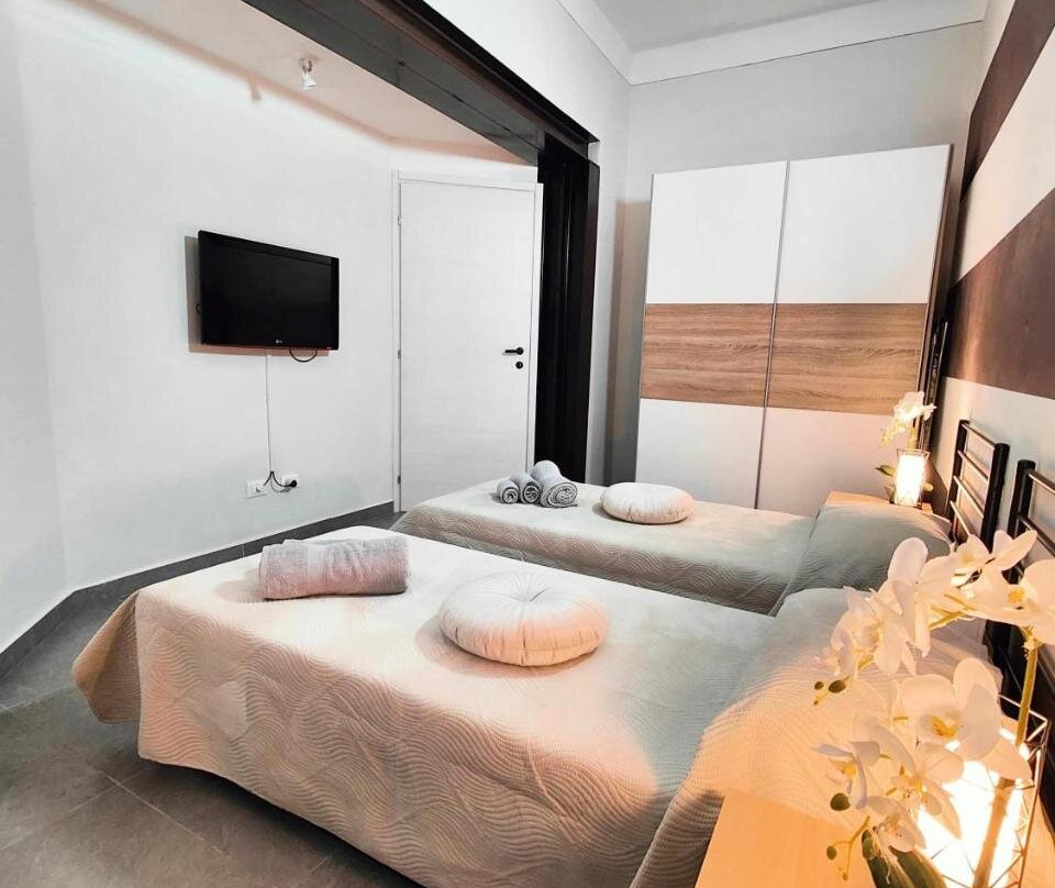 Central Station Apartments - Managed by Silvio