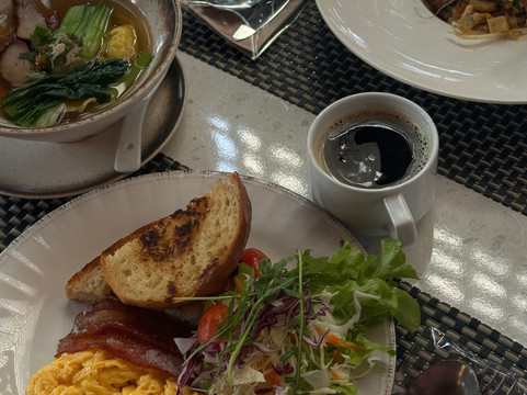 清迈罗伊酒店 - 仅限成人主图