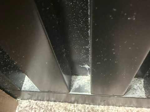 尤尼维斯金色郁金香酒店主图