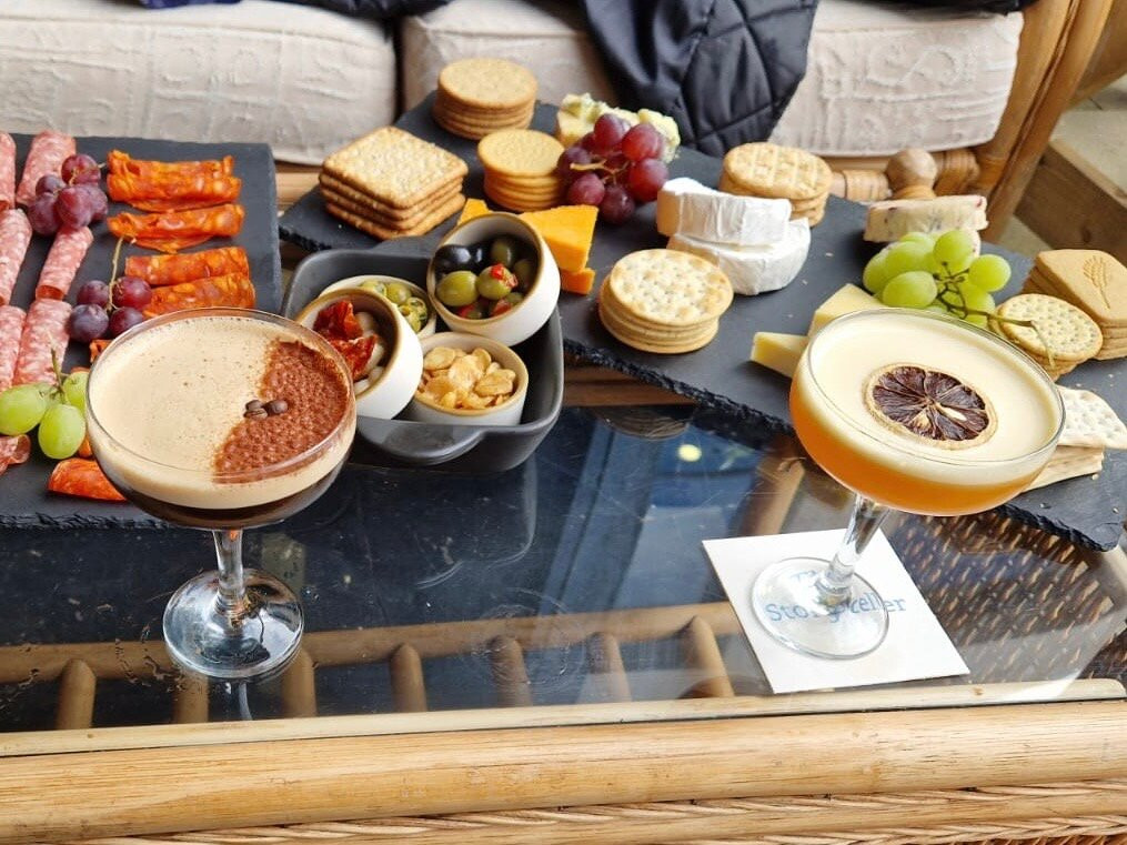 The Storyteller主图