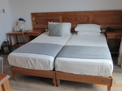 吉利乌海港酒店主图