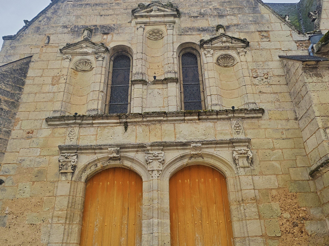 Église Saint Pierre-Neuille-Pont-Pierre必去景点
