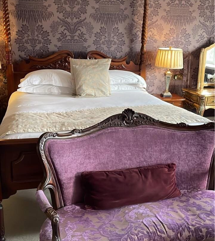 瑞安法城堡酒店主图