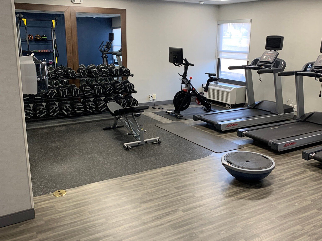 希尔顿欢朋酒店-费城芒特劳雷尔主图