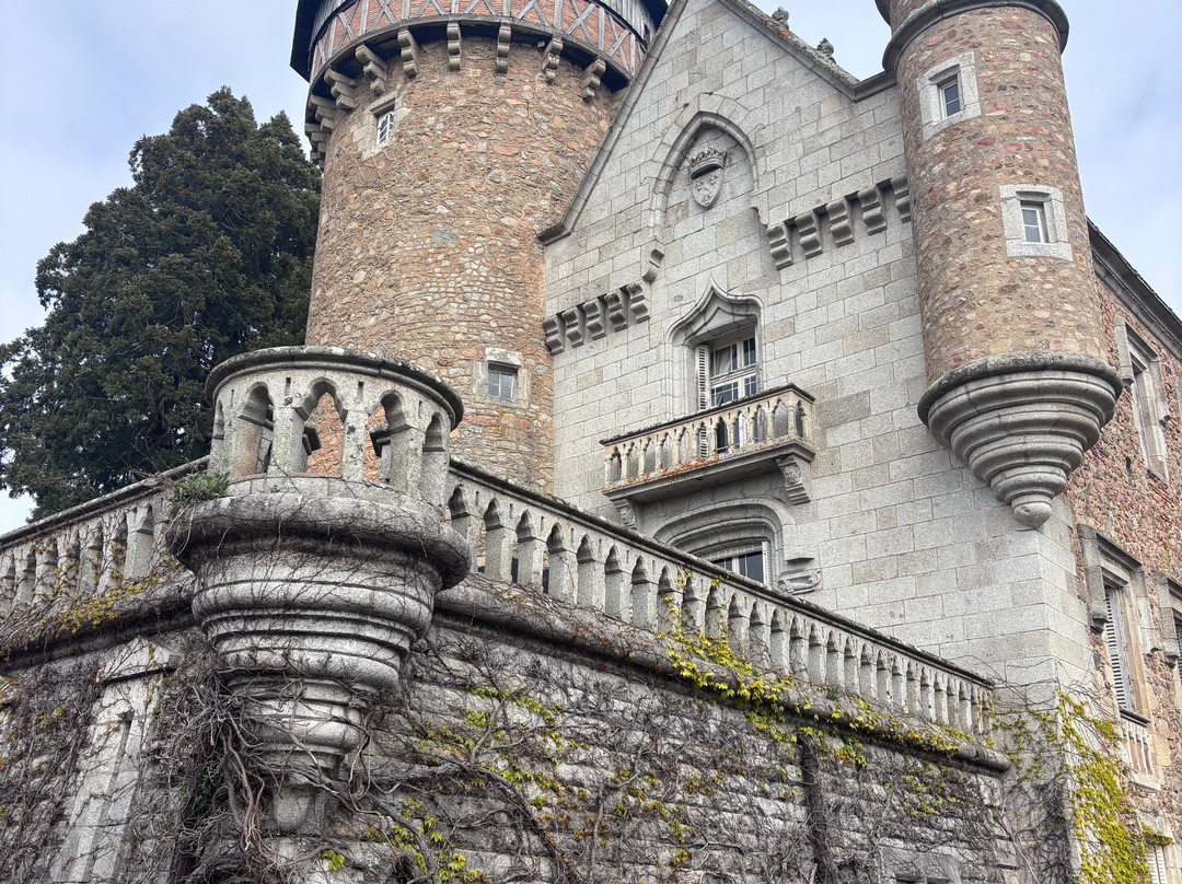 Chateau de Busset-Busset必去景点