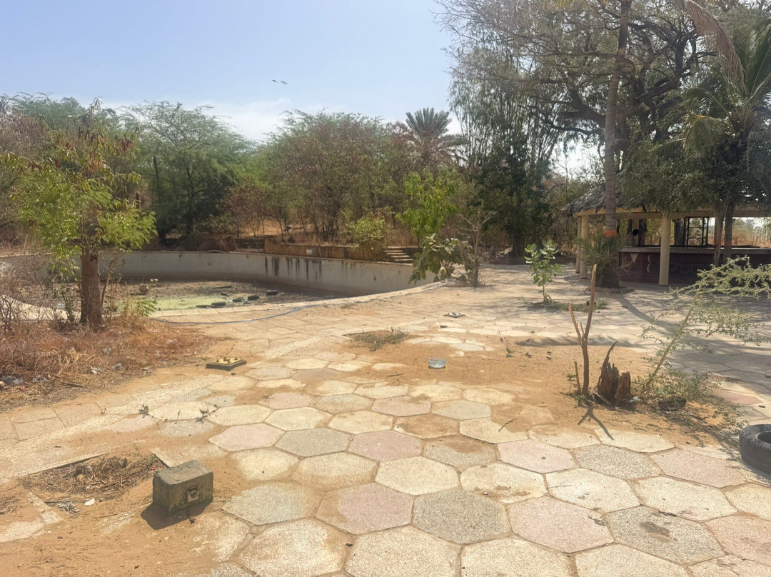 Youba Tour-索蒙必去景点