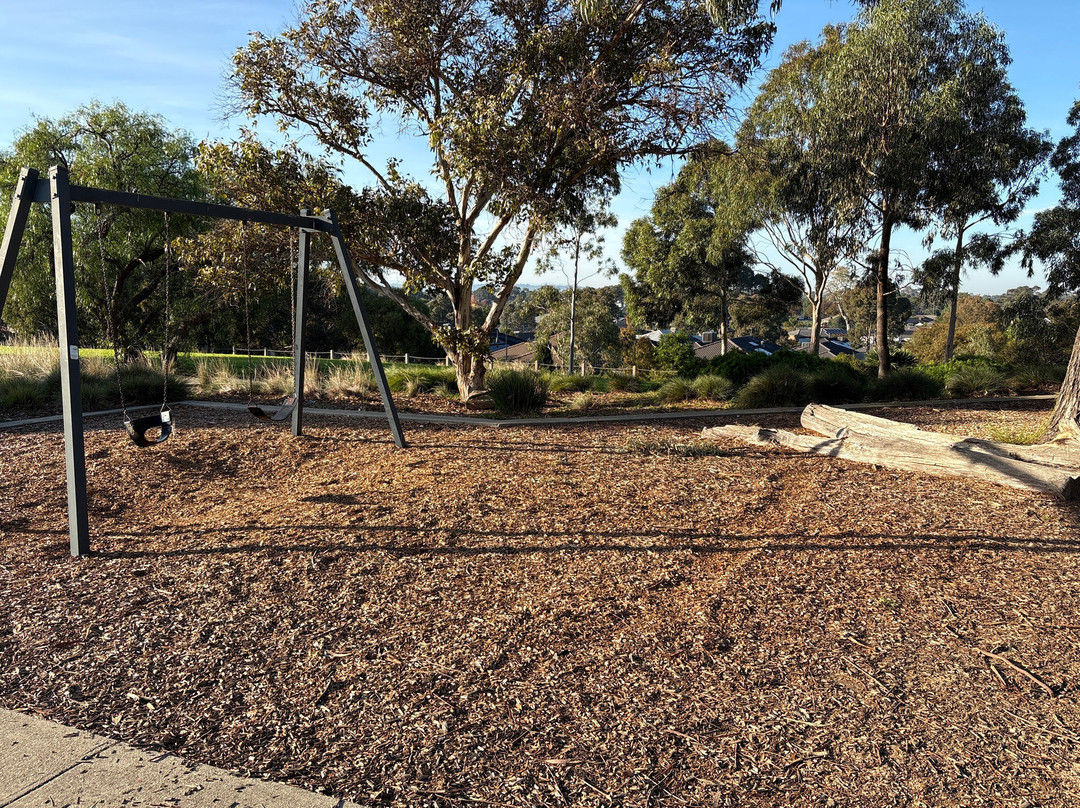 Yan Yean旅游景点-Buttercross Park