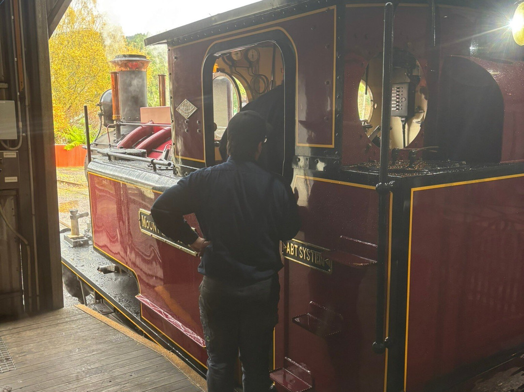 西海岸荒原铁路-斯特拉恩必去景点