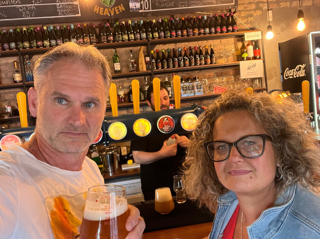 FIRST Craft Beer Brewery & Taproom-布达佩斯必去景点