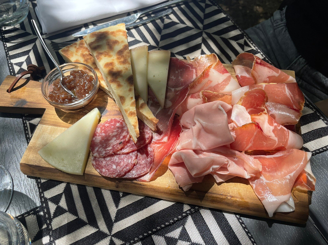 Connubio Cucina & Cantina