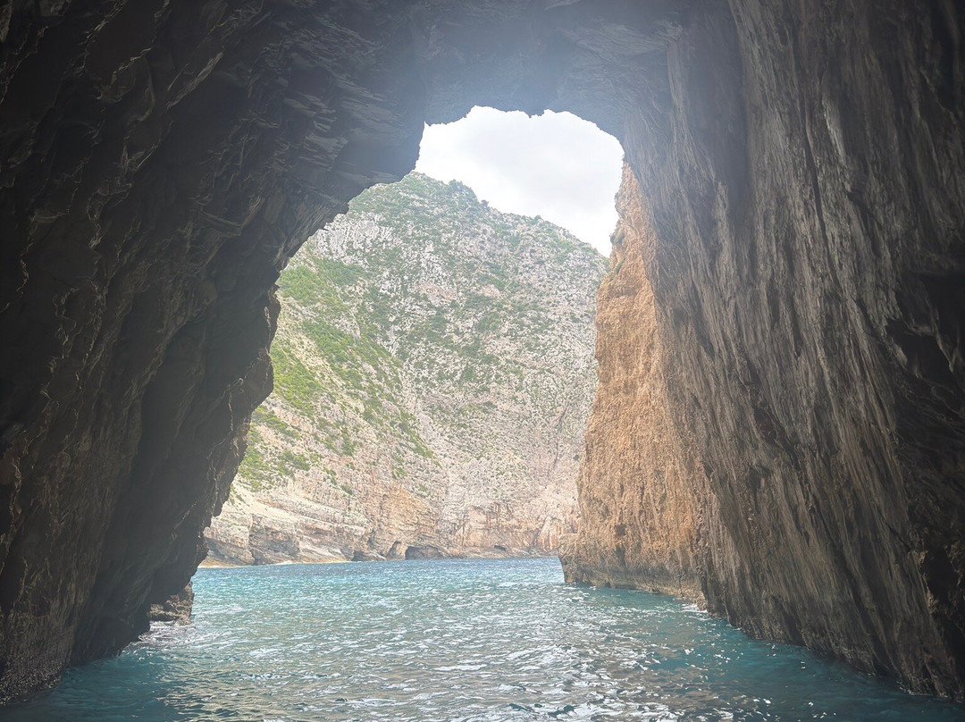 Zante Vipboats-阿雷克斯必去景点