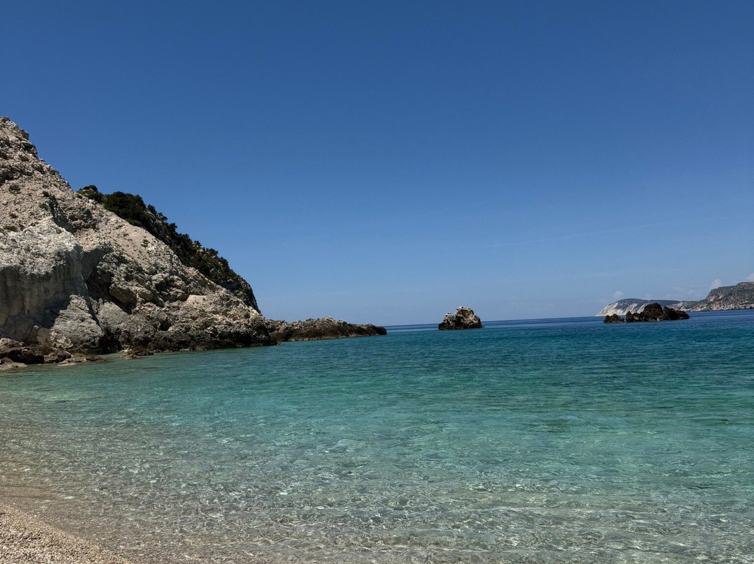 Agia Eleni Beach-Agia Thekli必去景点