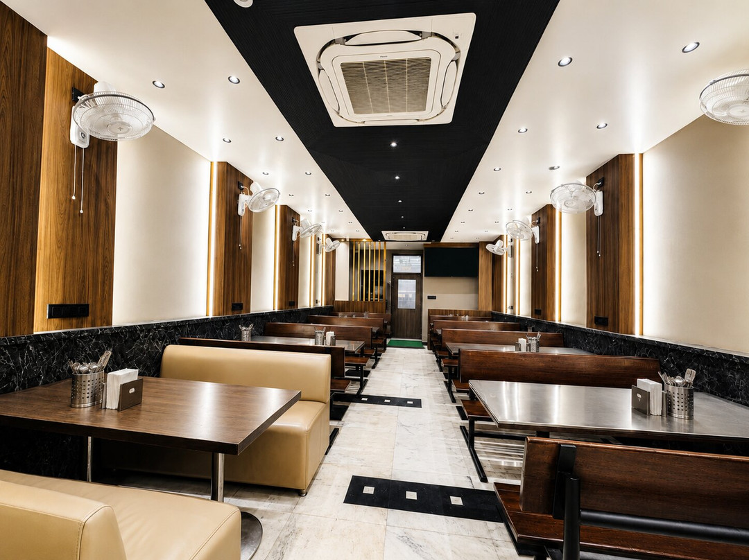 库纳尔餐厅酒店-始于1983主图