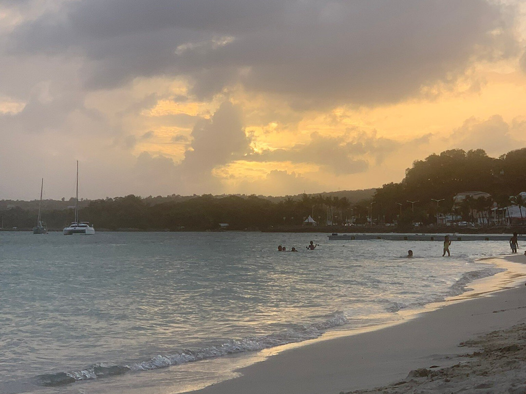 St. Anne Beach-Sainte-Anne必去景点