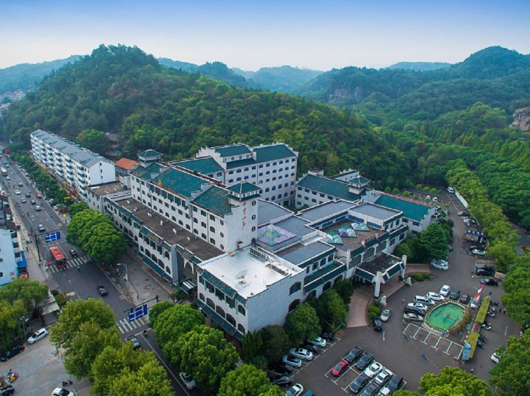 新昌白云山庄(大佛寺店)主图