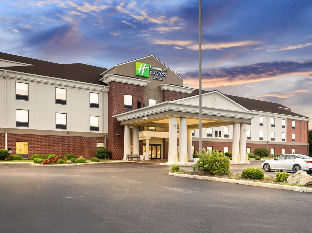 Pleasant Mills酒店住宿-Holiday Inn Express & Suites Van Wert by IHG