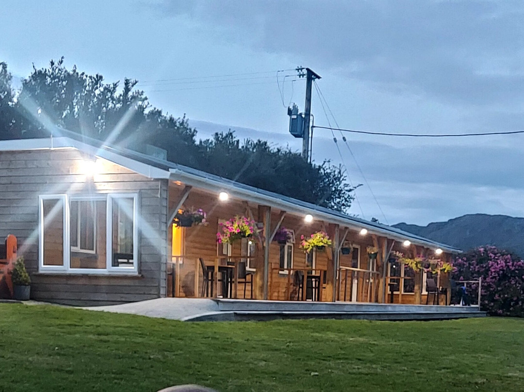 Bridge View House B&B and Restaurant主图