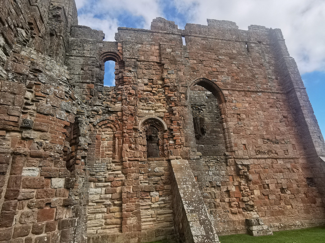 Lindisfarne Priory-Holy Island必去景点