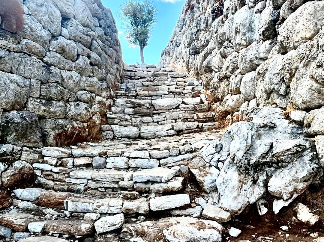 Ancient City Amos-马尔马里斯必去景点