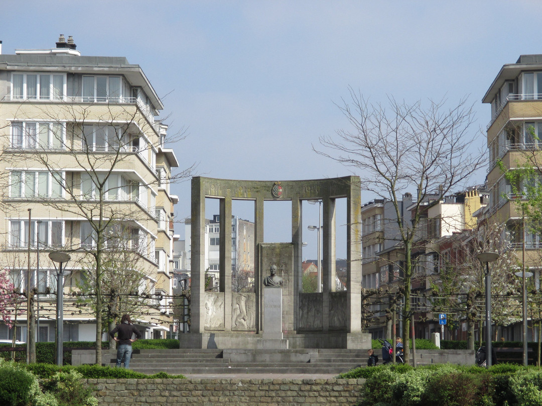 Mémorial Louis Schmidt-艾特贝克必去景点