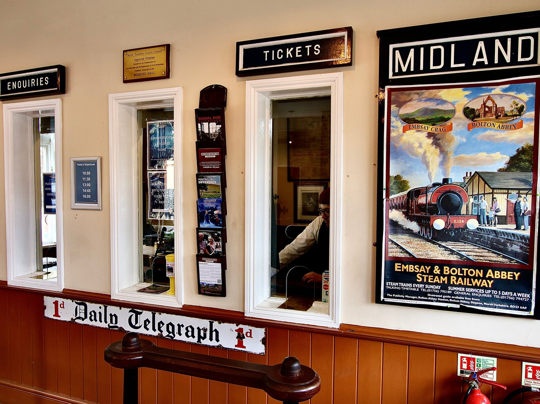 Embsay & Bolton Abbey Steam Railway-Bolton Abbey必去景点