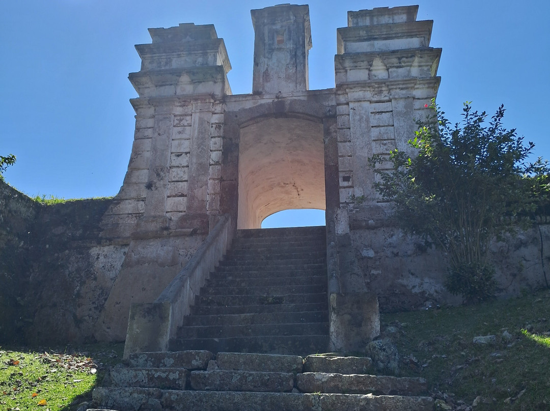 Santa Cruz de Anhatomirim Fortress-Governador Celso Ramos必去景点