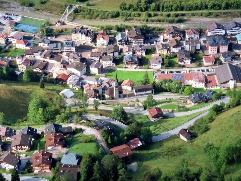 Chiesa di San Bartolomeo Apostolo-Caprile必去景点