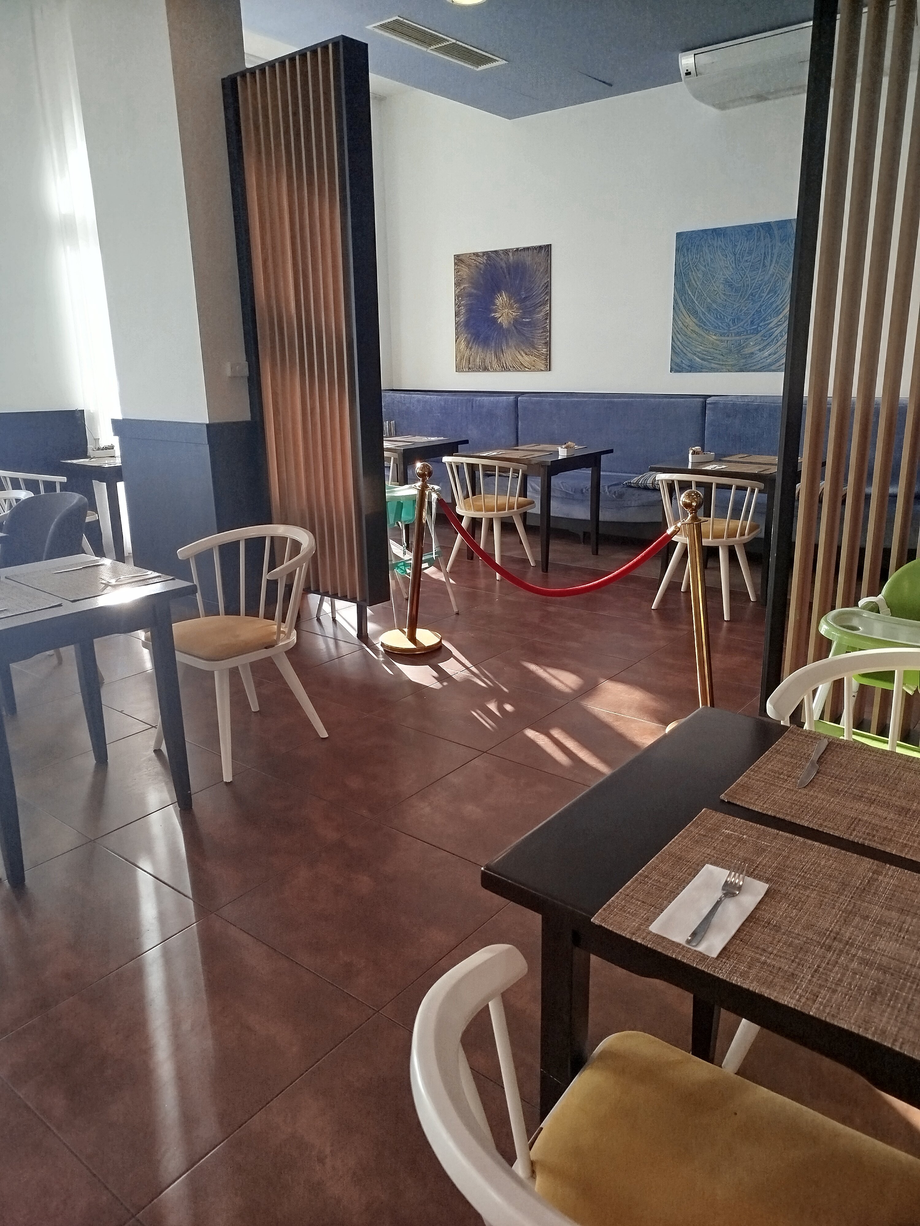 阿鲁阿赫利俄斯湾酒店-旅行者