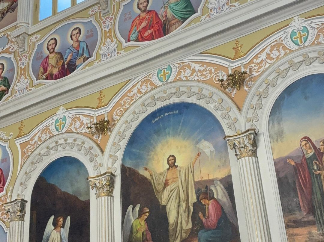 Orthodox Cathedral of the Transfiguration of the Saviour-基希讷乌必去景点