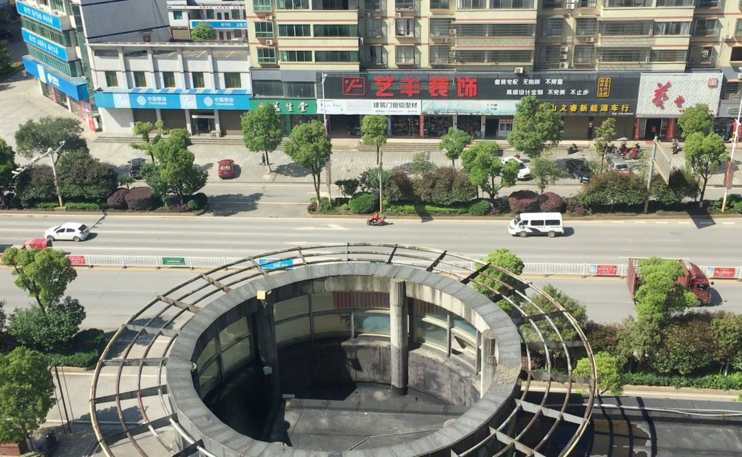 衡山神龙盈佳大酒店主图