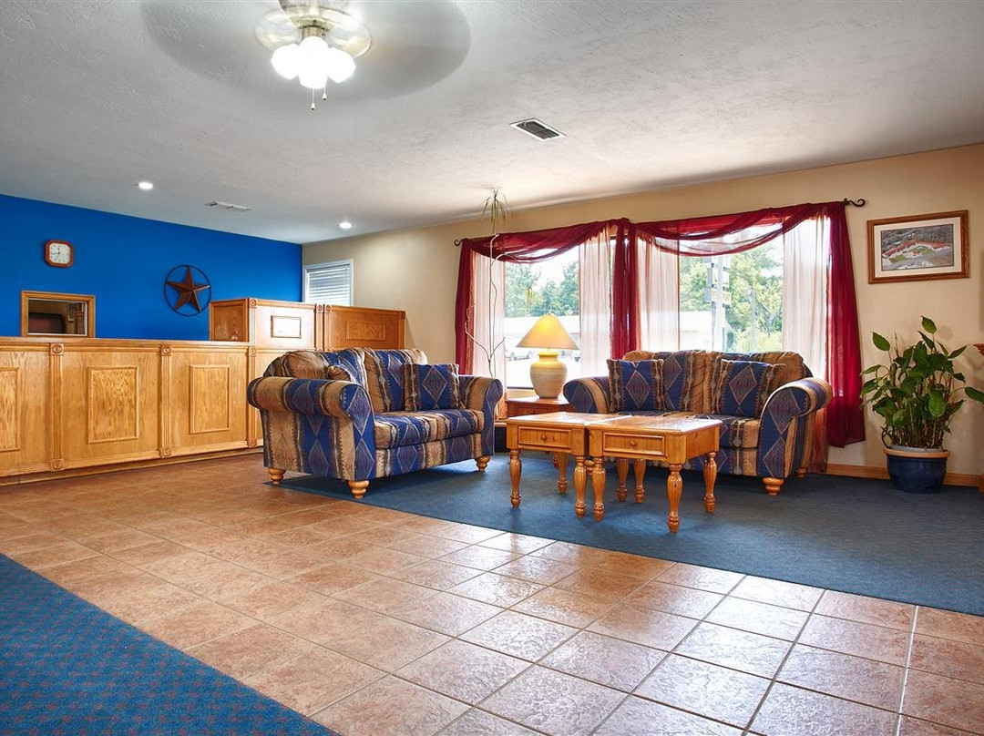 Best Western Palestine Inn主图