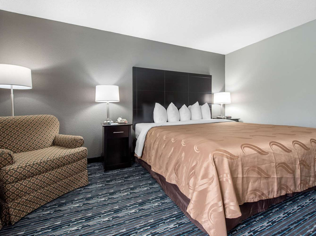 Quality Inn & Suites Brownsburg - Indianapolis West主图