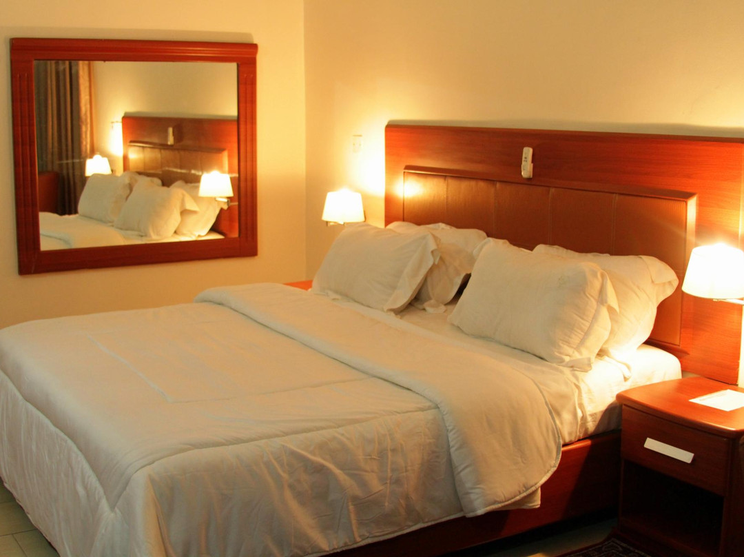 Golden Tulip Warri Airport Hotel