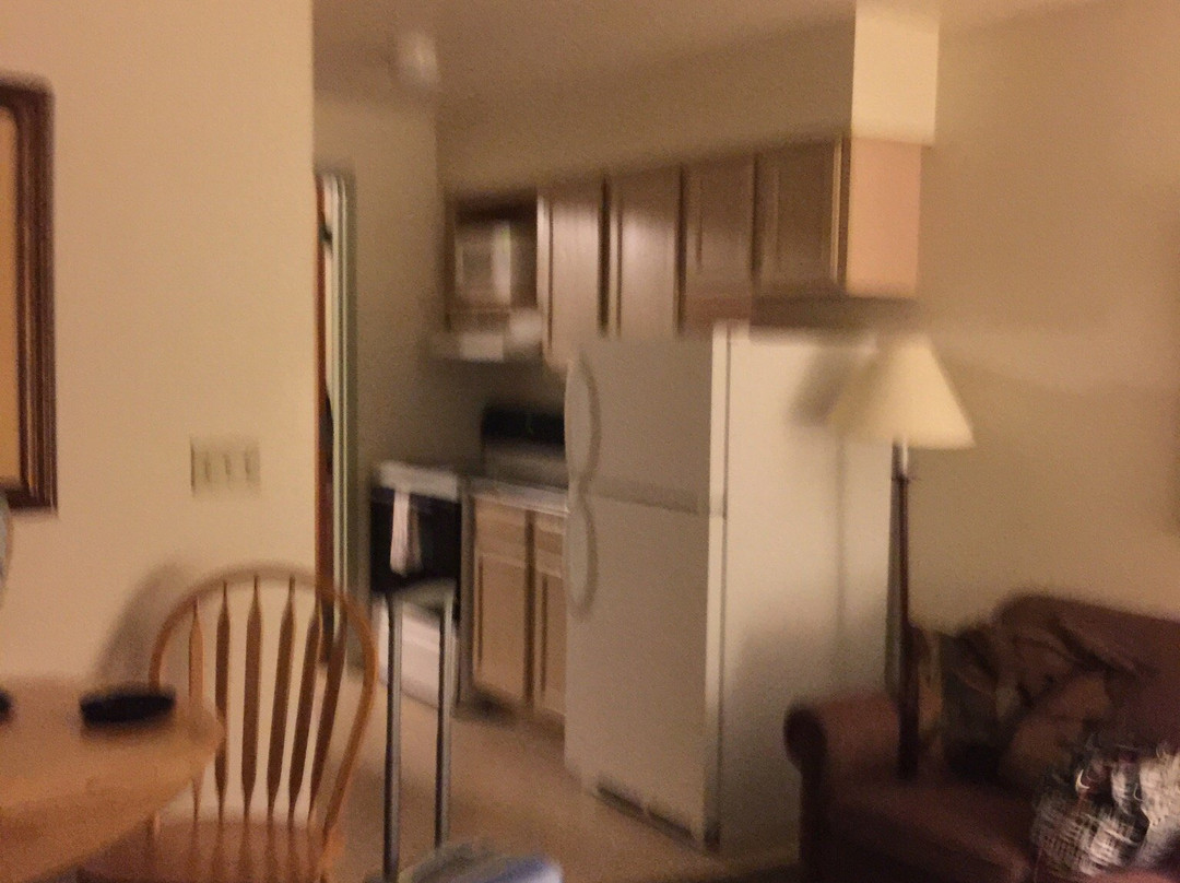 All Suites Inn Budget Host
