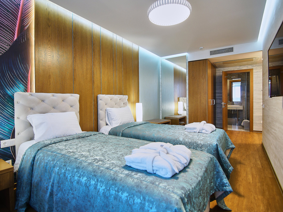 Light Hotel