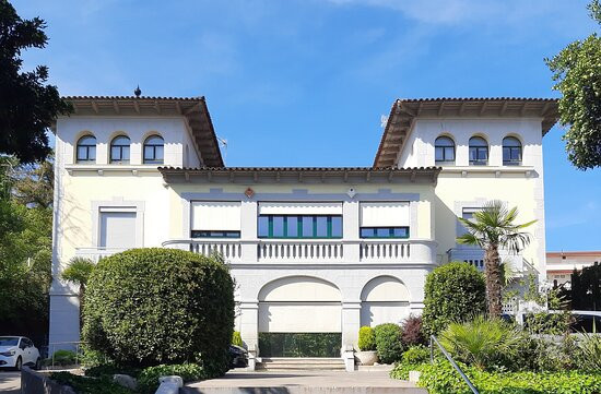 Passeig Verdaguer-伊瓜拉达必去景点