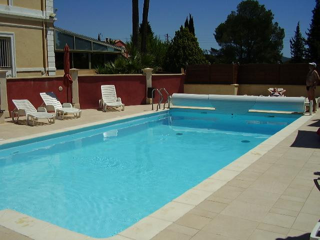 Les Amandiers