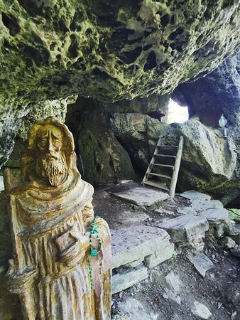 Grotta del Romito-Marradi必去景点