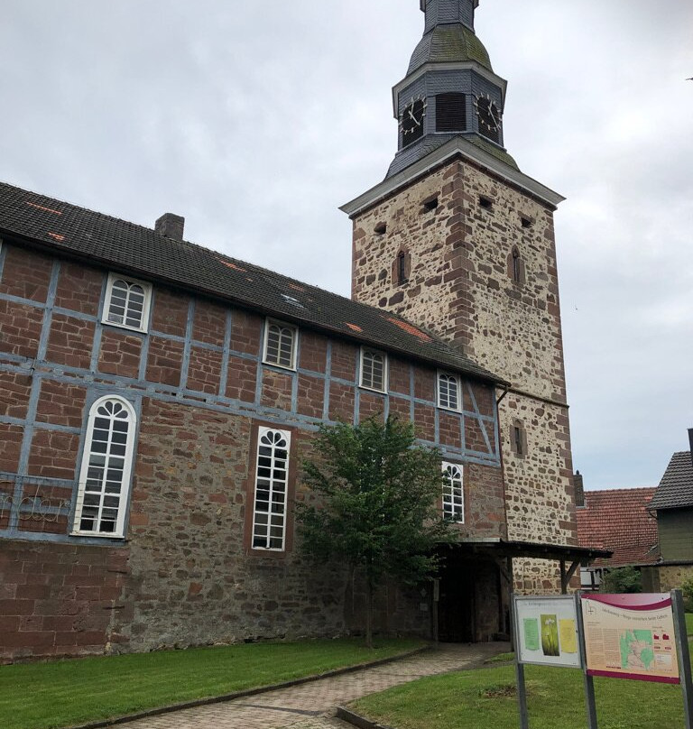 Evangelische Jakobuskirche-Bad Zwesten必去景点