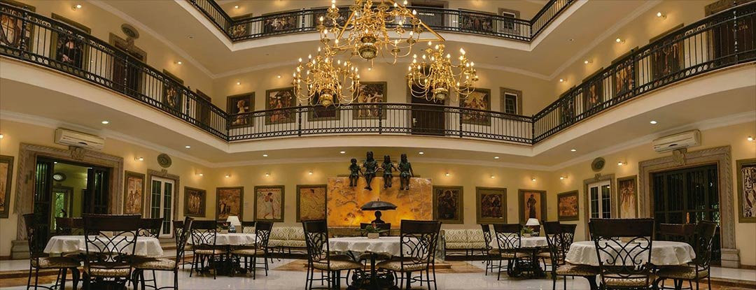 The Lorian Club主图