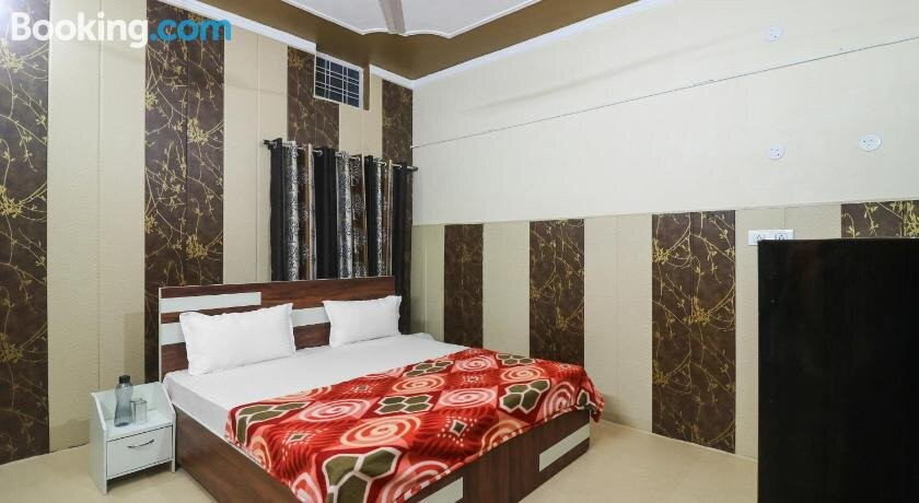 SPOT ON 60585 Selaqui Homestay