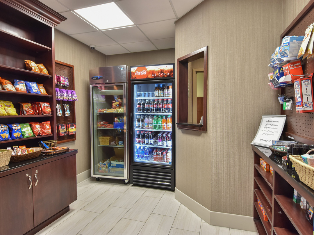 Holiday Inn Express & Suites Springfield-Medical District by IHG主图