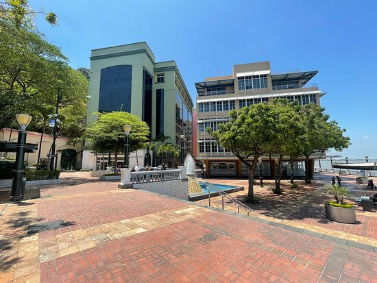 拉斯佩尼亚斯-瓜亚基尔必去景点